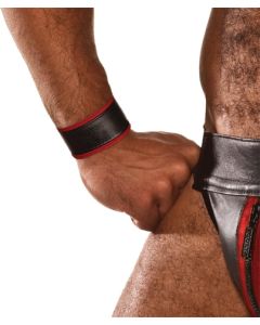 /c/o/colt-wristband-black-red-430130.jpg