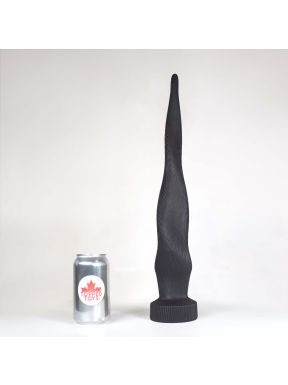 Topped Toys Juicer 90 Obsidian plug – available at misterb.com